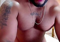 Bodybuilder shows off his body