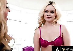 MAMMAS HOTTY - Hairy Small Blond Khloe Kingsley Widens Her Legs For Sexually excited Stepmom Taylor Vixxen