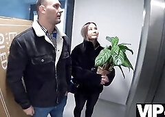 VIP4K. I closed my BF’s eyes with banknotes and sucked ramrod!