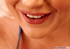 Busty Blonde MILF Selah Rain- Selah Views(4K) - 4k ultra hd