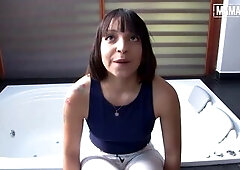 Large Booty Latin babe Picked Up For Intensive Bang By Bulky Cock - CARNE DEL MERCADO