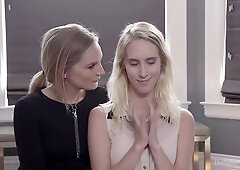 Cadence Lux And Mona Wales - And Tuf