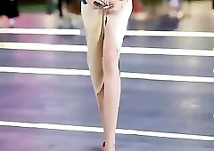 HIGH HEELS ON THE STREET