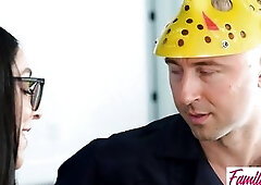 Madison Wilde & Lexi Luna Get Their Twat Filled for Halloween