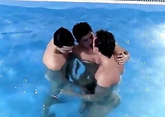 Hawt boyz soak up the shower spray in advance of dropping to their knees for intensive knob sucking outdoors by the pool. They eagerly lick and deepth