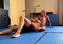 Foxxysqueeze Tapered Physique Vs Scott Wrestling Punishment