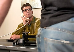 Quick anal fuck with JJ Knight and Fane Roberts at the office