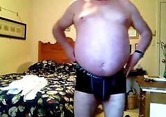 Bear Daddy's Striptease