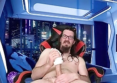 Inexperienced guy faces dominance in intense scenarios