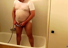 Gay shower, getting off, first-timer