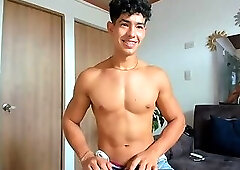 Lean Aesthetic Latino Guy Cam Solo Wank