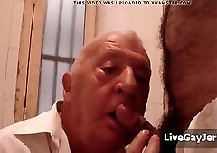 grandpa fouuuund sweeeeeet candy