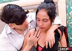 Indian teen delivers sensual desi hotel blowjob