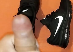 Cumming in my wifes Nike Air Max with flashlight