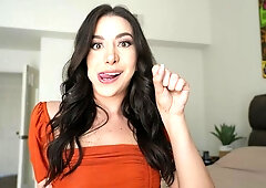 Flexible Natalie Brooke gets pleasure from intensive penetration