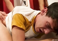 Muscle guys in the wild enjoy a gloryhole adventure