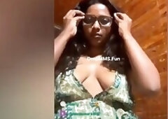 Tamil Model _Arya Pradhosa_ Nipple Shown Content