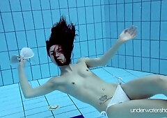 Dirty kitten's underwater babe smut