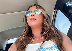 Hot Amateur Teen Caught Fingering Herself Underwater