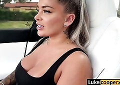 Insanely Hawt Aussie Hayley Davies Screwing Uber Driver In Car