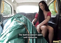 Beauty MILF Luci Reign knows how to give a proper blowjob