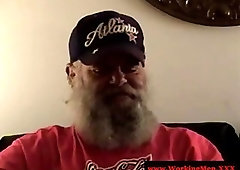 Dilf mature bears taking a fresh shower