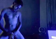 ME GRABAN MIENTRAS ME JALO LA VERGA LIL VALD 69