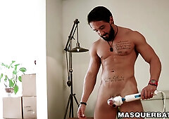 Zack Lemec muscle worshipped by Pascal before fucking a fleshlight