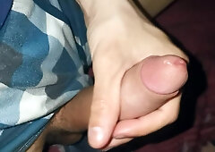 Large penis masturbation and close-up climax from a gorgeous head!