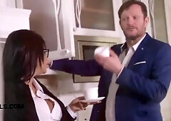 Bootylicious Latina Skank Kesha Ortega Polishes Boss  Pecker for Job: Big Tits, Big Ass  Blowjob Porn