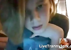 pretty femboy sexy mouth tease for my cump