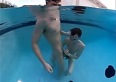 Sex gay Underwater in pool