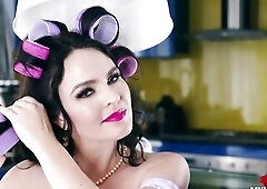 This Mother’s Day, it’s important to show how much we appreciate all the hard work that goes into motherhood, and what more excellent way than by 