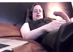 I Came On My Chin! Online Leather Wank