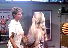 Brunette hardcore blowjob