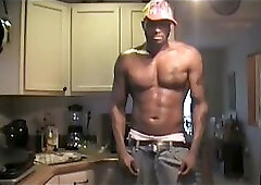 Diesel Washington Shaking His Ass