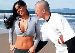 Mikayla Mendez Fucks Vibrator And Justice Young