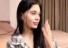 Solo booty assed babe ass toying masturbation in hi def