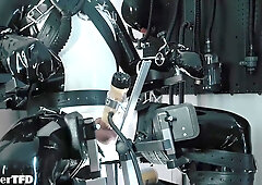 Rubber Pup Bound [pp Training]