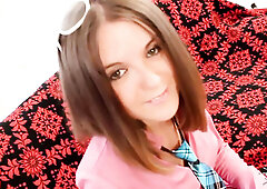 Naughty teen in glasses wants her Spanish beaver pummeled