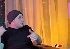 Strippers Briana Banks and Sophia Grace have a naughty foursome