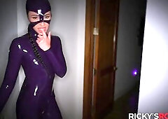 Liz Jordan is back at Ricky's Room and this wasn't just sex - this was a worship session! Each inch of her fascinating body was pure temptat