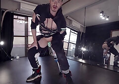 Nasty Axel Abysse Rails Monster Fuck stick After Solo Handballing