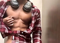 Cute Muscle Twink Wanking His Big Willy