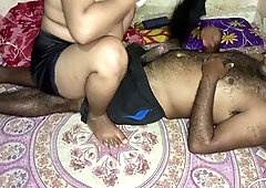 Desi College Bhabhi Hot Boobs Suking - Unknown Girl Stops My Bike, I Take Her On My Bike And Take Her Home And Kiss Her Boobs