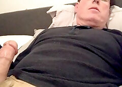 Tjenner opts for a solo session instead of getting some shut-eye again