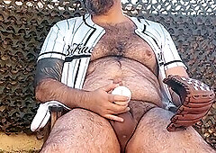 Hot guy masturbating, bear masturbation, bear handjob
