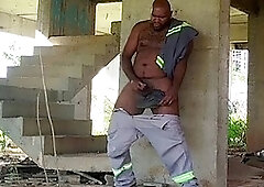 Amateur gay stepdad The Hunter Black goes solo for some personal time