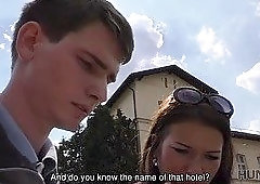 Man pays infatuating tourist cash for quickie at his place