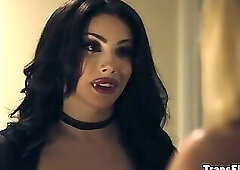 TS vampire Ariel Demure fucks her hot blonde girlfriend Braylin Bailey!